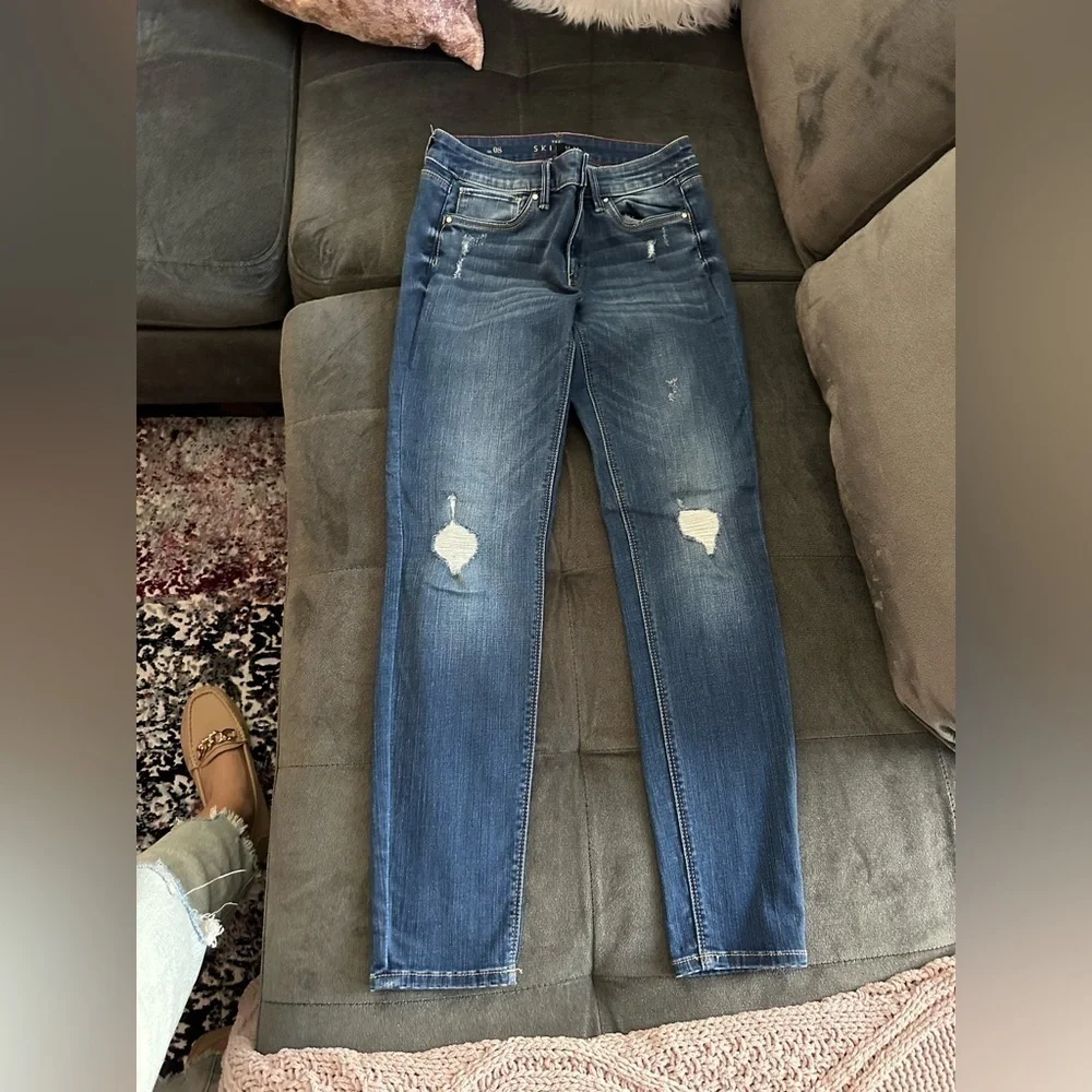 White House Black Market Skinny Mid Rise Jeans Skinny